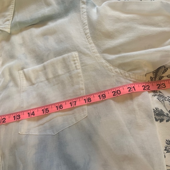 Very light cotton relaxed fit cotton button down - Picture 5 of 6